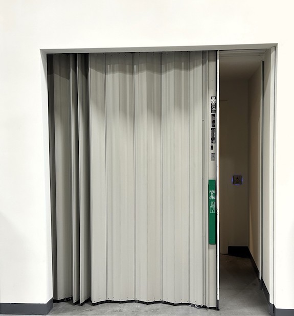 Double Egress Horizontal Opening using Won-Door
