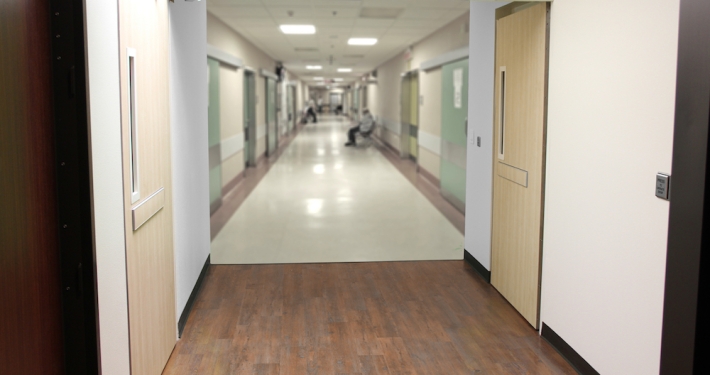 Medical Application Doors in Hospital
