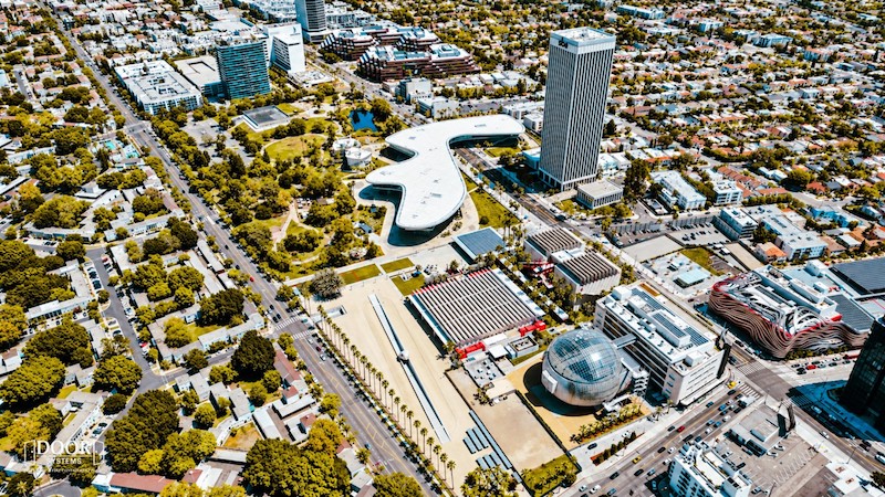 Aerial Shot of LACMA, LA Brea Tar Pits, Whilshire Musuem Row